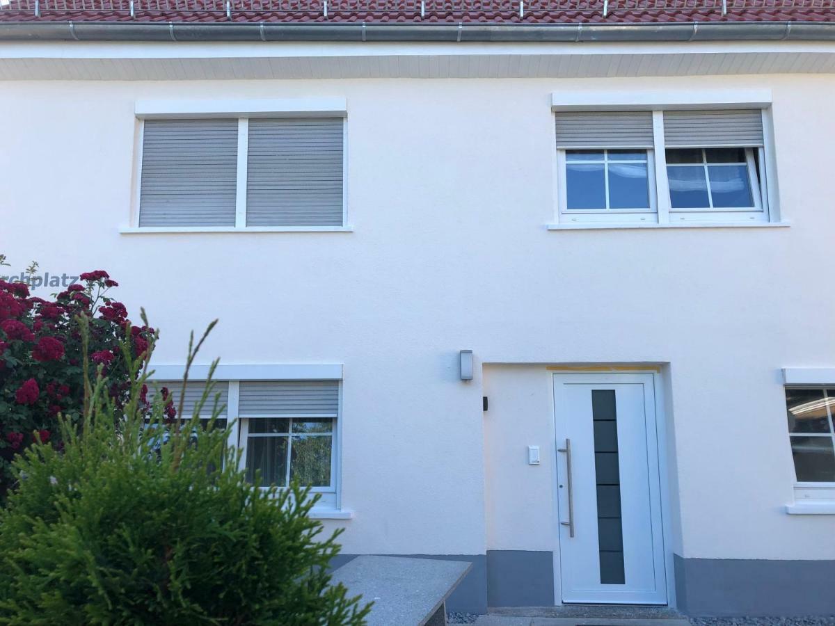 Guest Appartements Mit 2 Getrennten Schlafzimmern Fuer 4 Personen 24H Check In Aalen Eksteriør billede