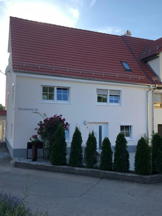 Guest Appartements Mit 2 Getrennten Schlafzimmern Fuer 4 Personen 24H Check In Aalen Eksteriør billede